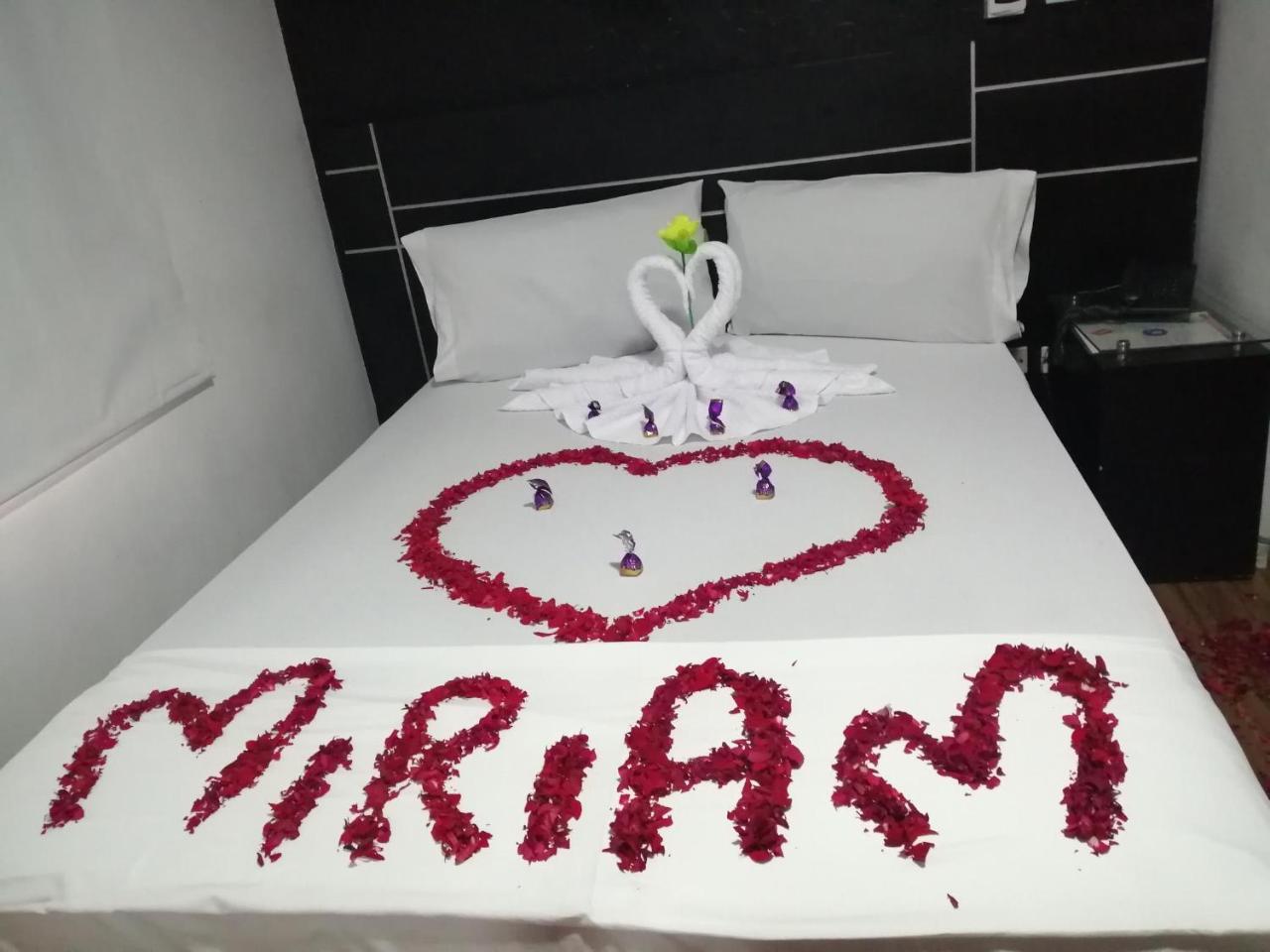 Eros Love hôtel *